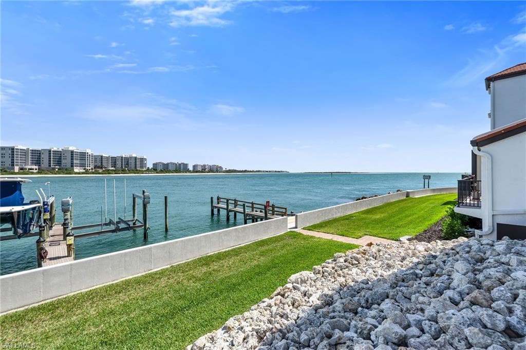 504 La Peninsula BLVD 504-14