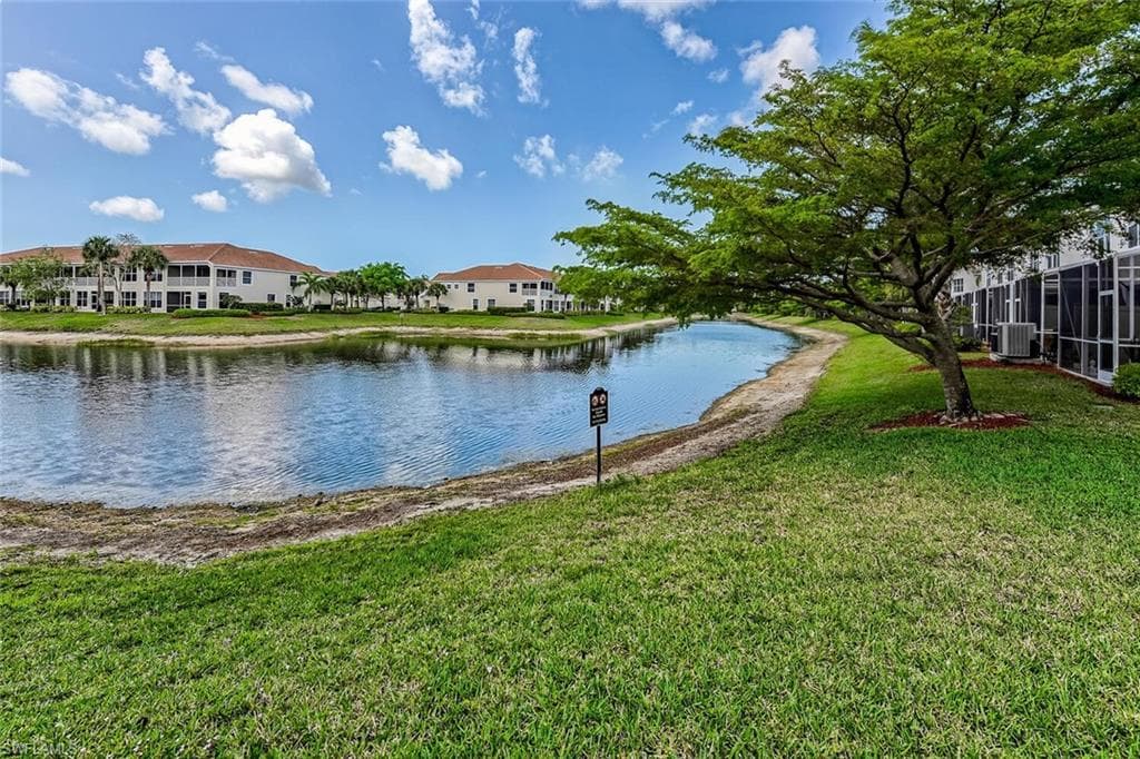 1080 Hampton CIR-19