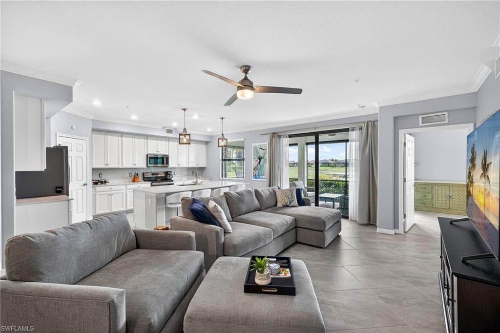 12020 Hawthorn Lake DR 101-5
