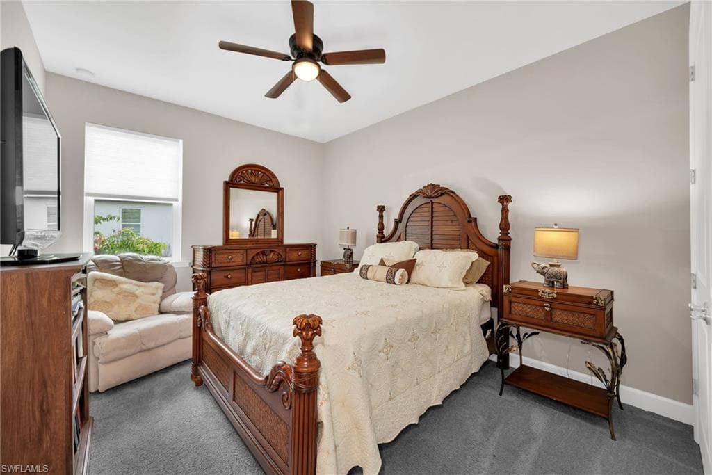 2078 Grove DR-14