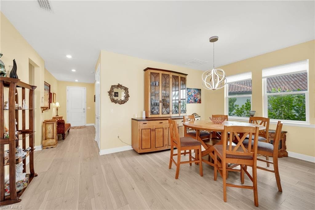 2078 Grove DR-8