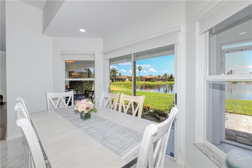 22589 Island Lakes DR-15