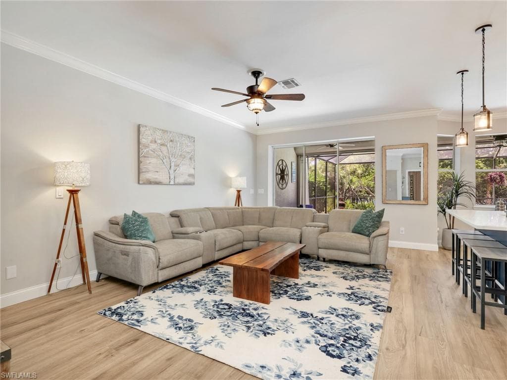 25251 Bay Cedar DR-9