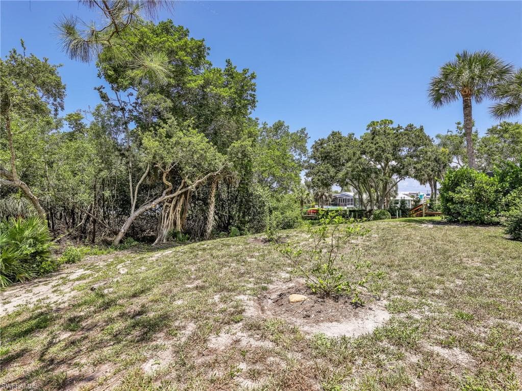 25251 Bay Cedar DR-24