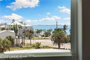 121 Hibiscus DR-6