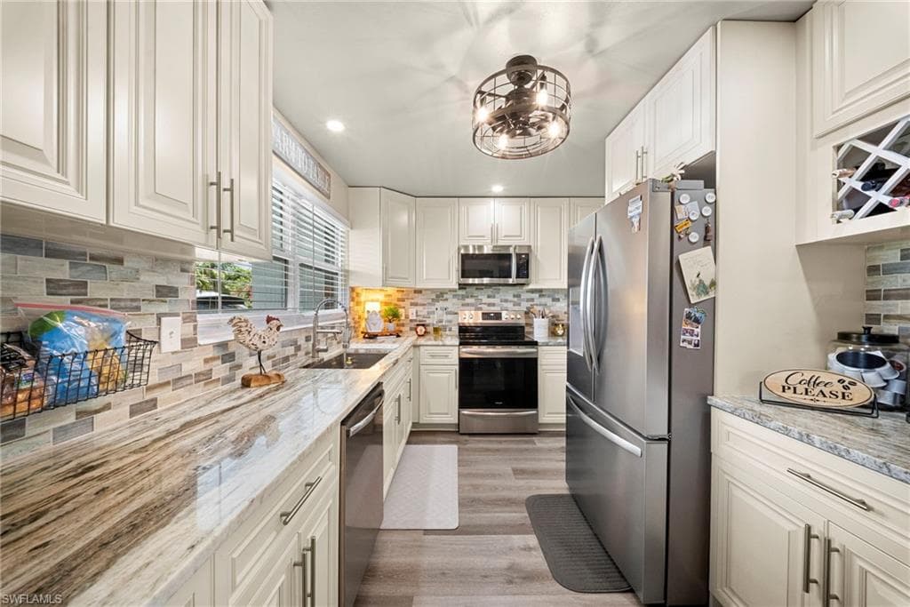 803 Monet ST-16