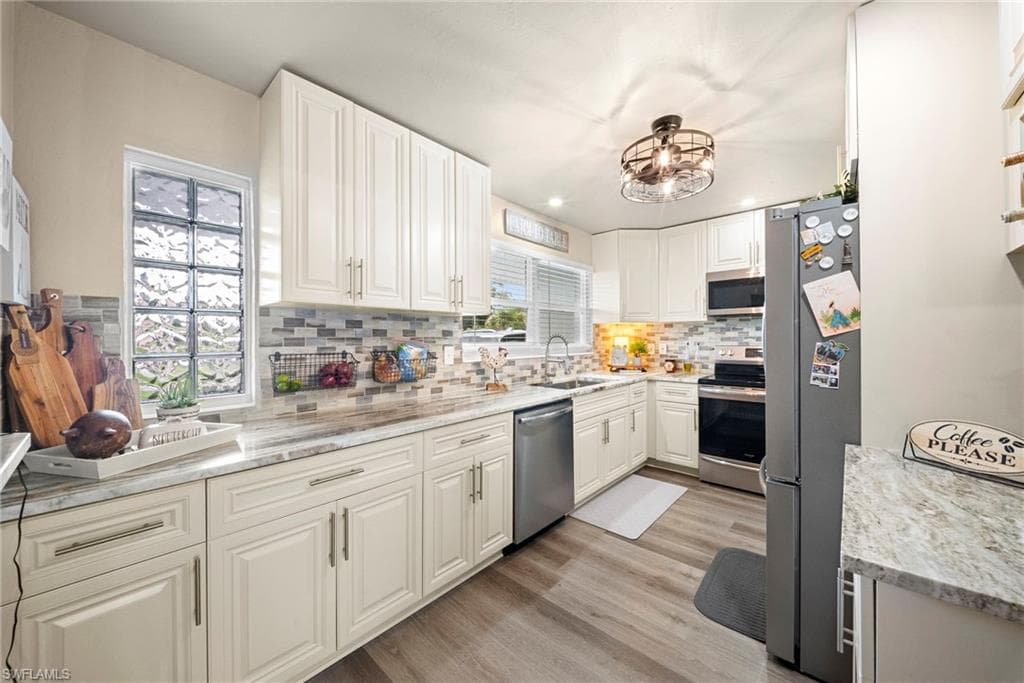 803 Monet ST-14