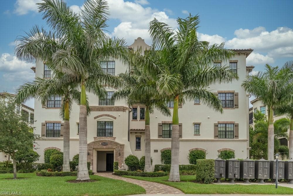16375 Viansa WAY 102-2