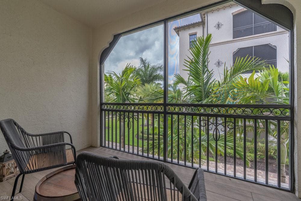 16375 Viansa WAY 102-32