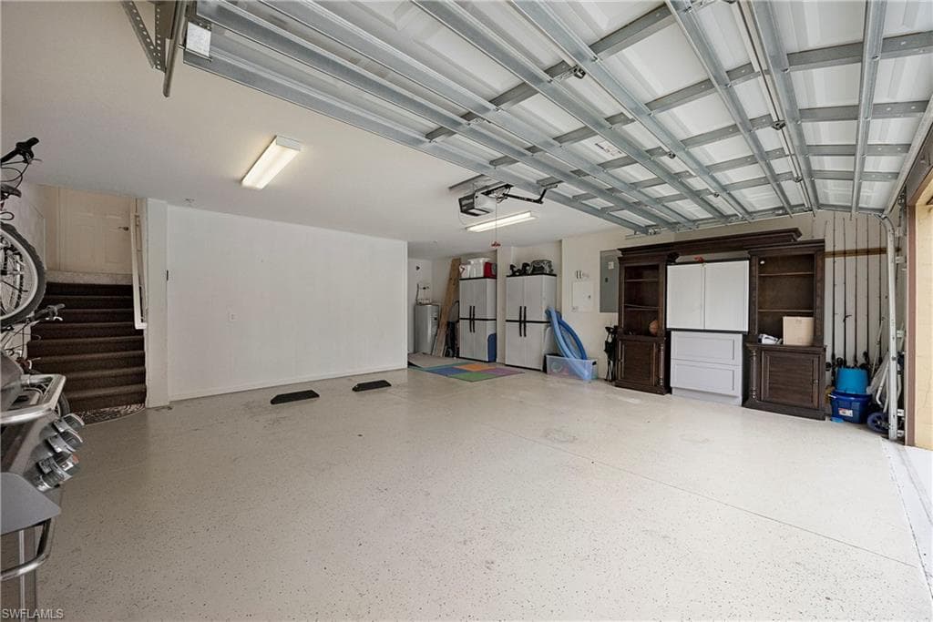 11875 Izarra WAY 8712-23