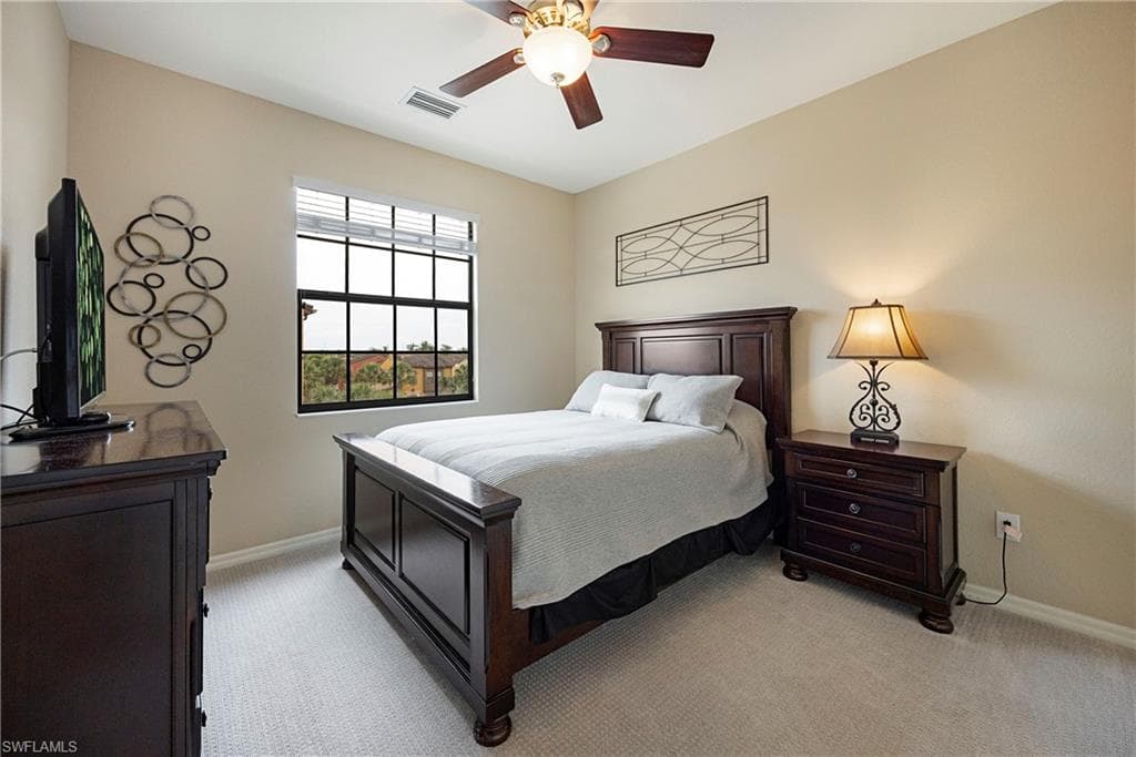 11875 Izarra WAY 8712-17