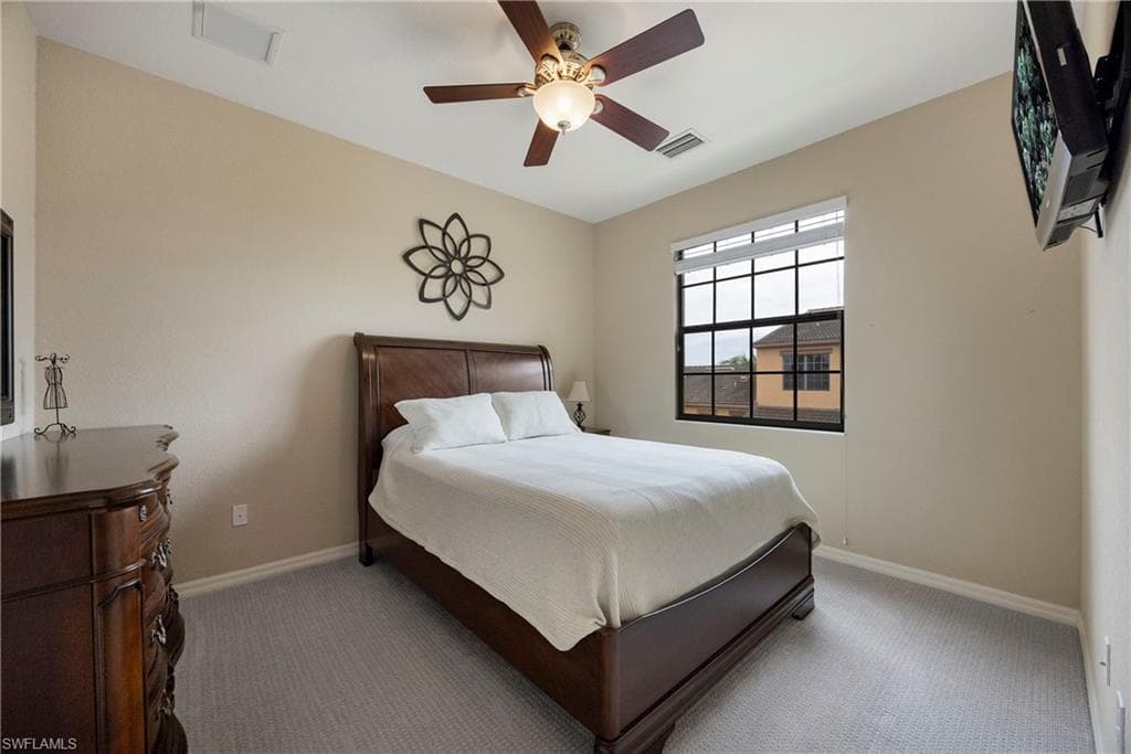 11875 Izarra WAY 8712-16