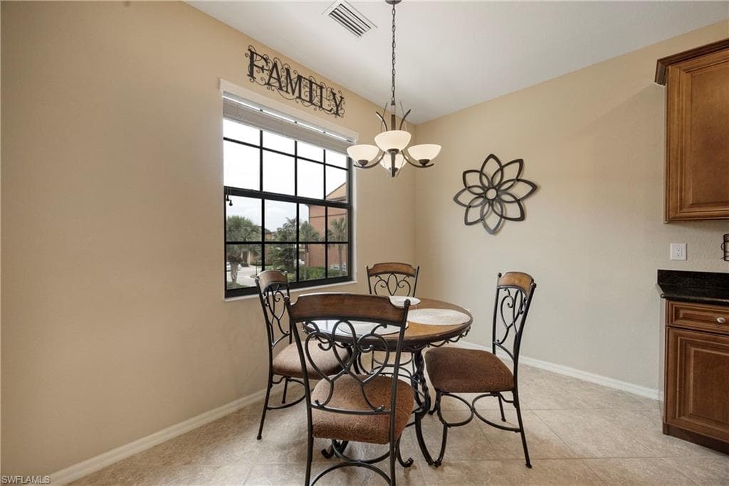 11875 Izarra WAY 8712-30