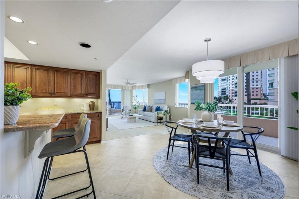 990 Cape Marco DR 208-2