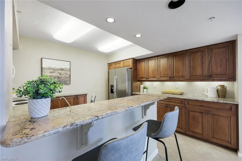990 Cape Marco DR 208-3