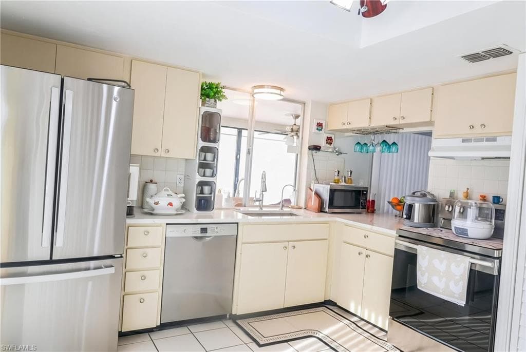 18450 Orangecrest CT-12