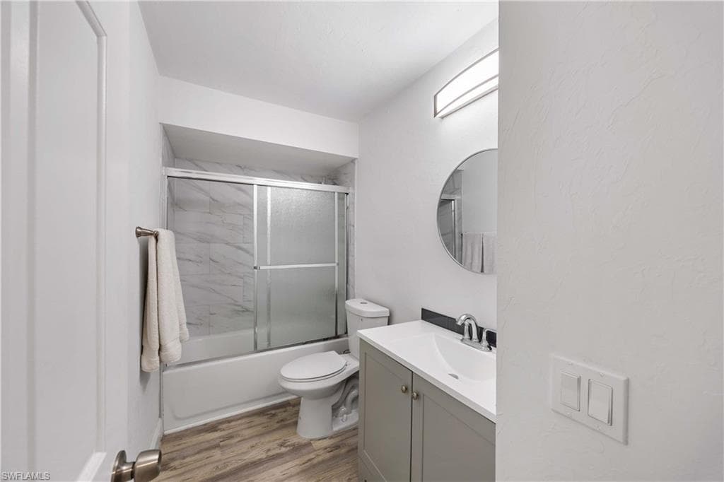 228 Fox Glen DR 3310-22