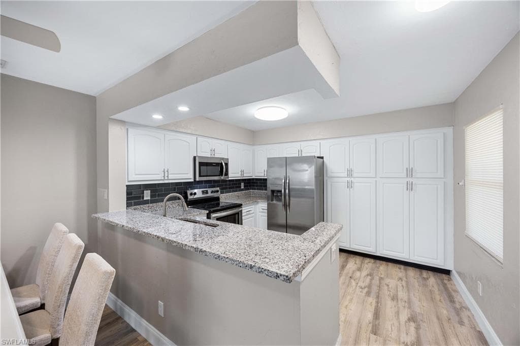 228 Fox Glen DR 3310-5