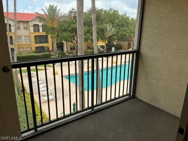 11571 Villa Grand 617-20