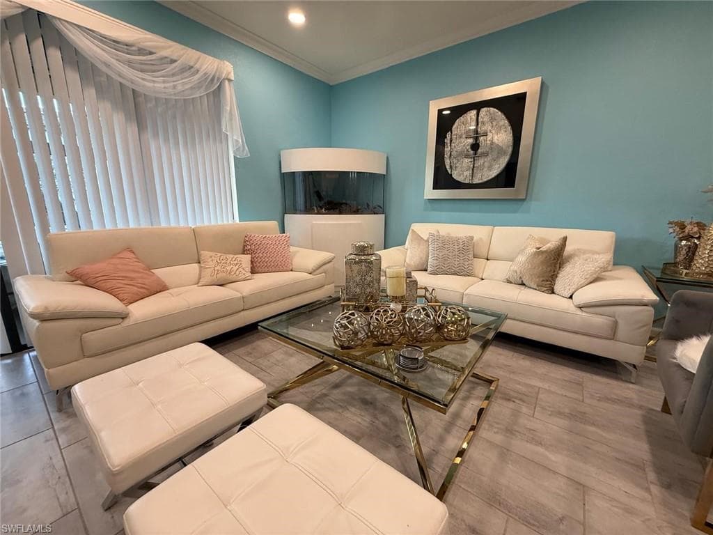 12963 Pemberton WAY-11