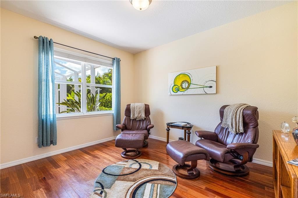 9836 Los Altos CT-32