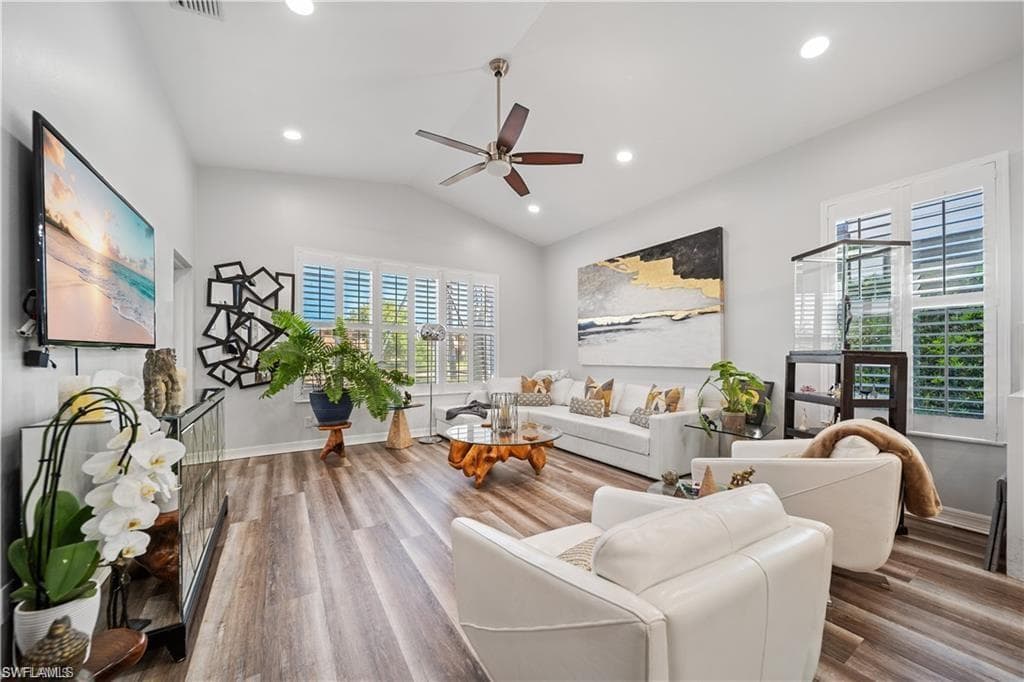 1638 Triangle Palm TER-2
