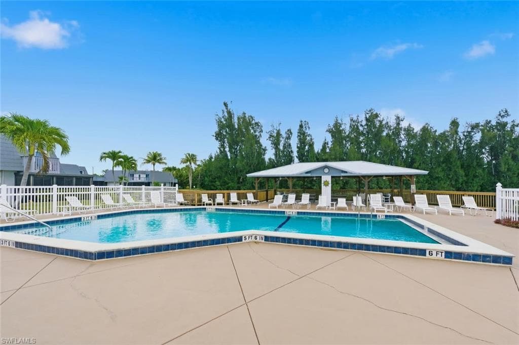 16001 Amberwood Lake CT 1-25