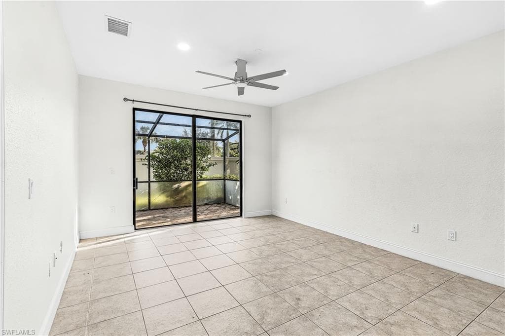 7542 Bristol CIR-12