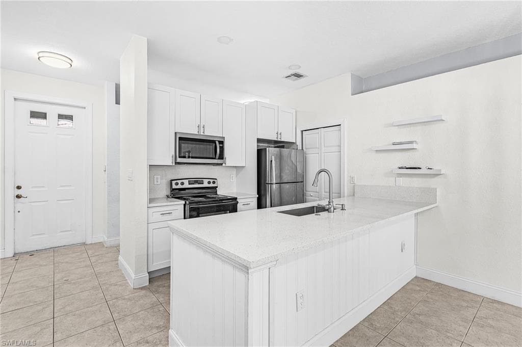 7542 Bristol CIR-4