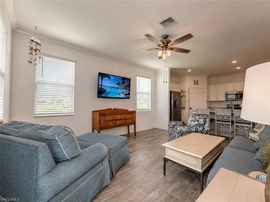 16141 Rosemallow LN-14