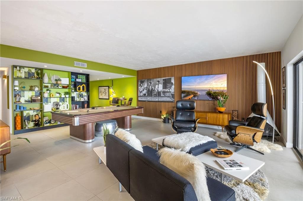 1920 Virginia AVE 403-7