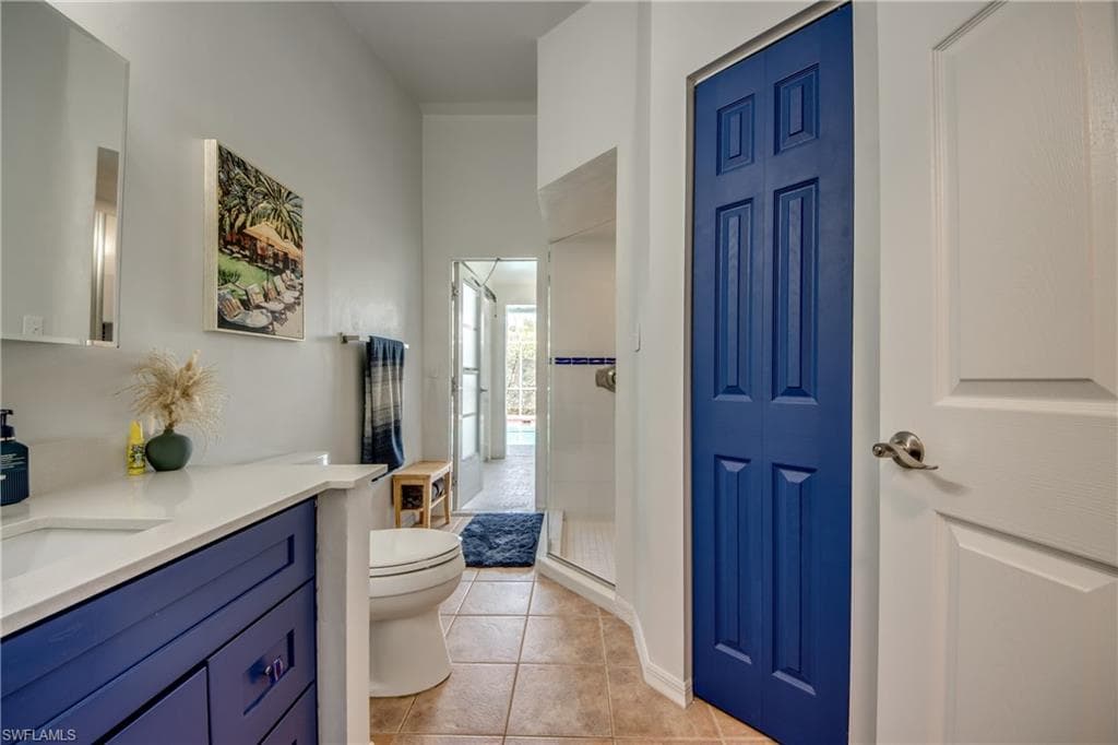 9910 Laketree CT-19