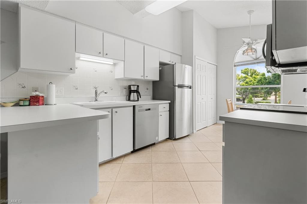 28720 Bermuda Bay WAY 205-4