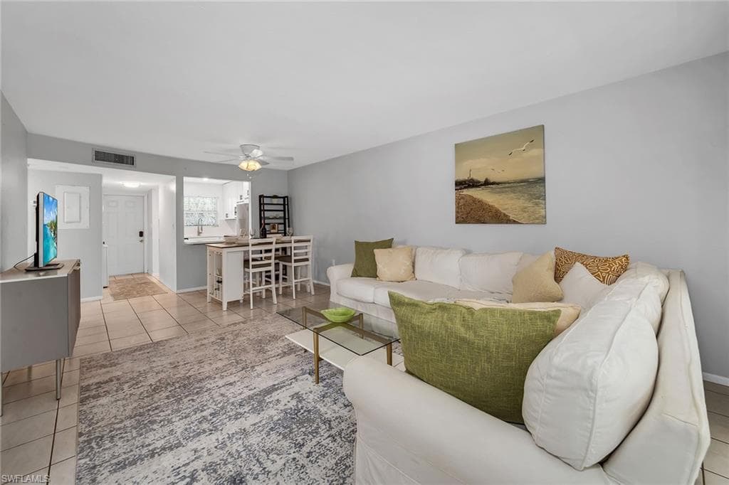 499 Forest Lakes BLVD 312-4