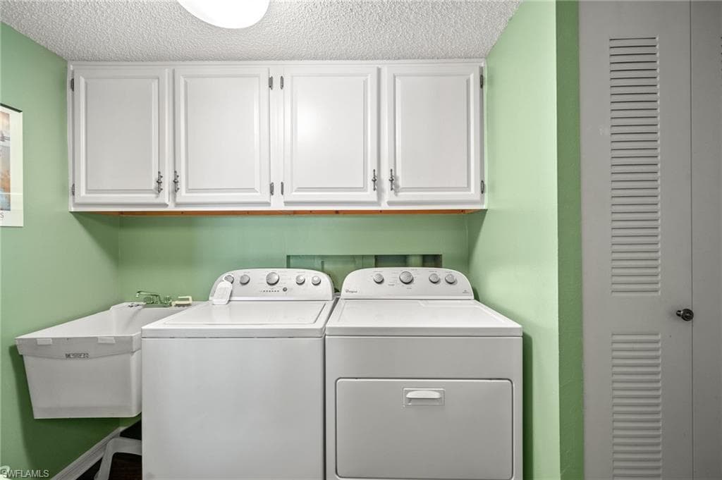 1900 Virginia AVE 902-31