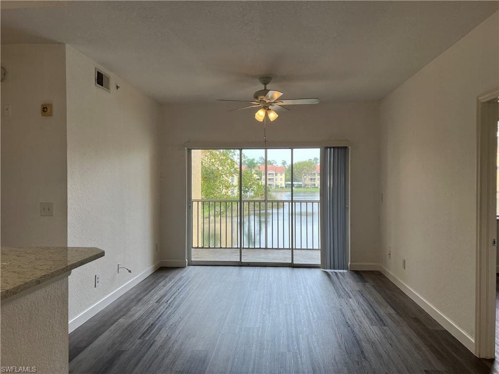 4650 Saint Croix LN 725-3