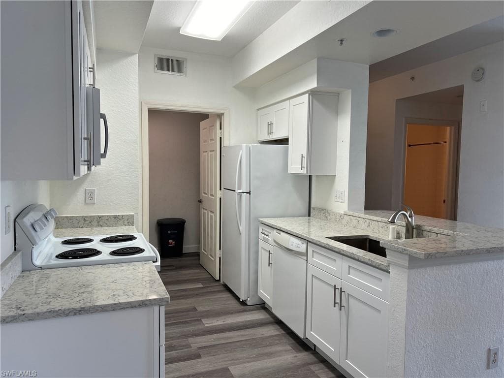 4650 Saint Croix LN 725-5