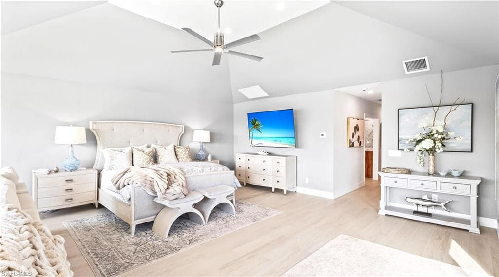 440 Kings Town DR-16