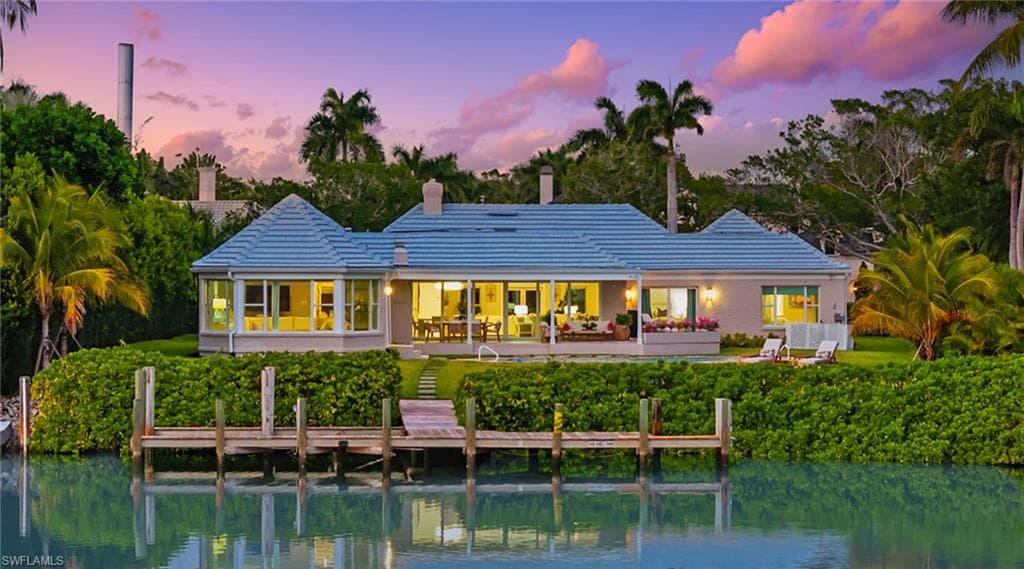 440 Kings Town DR-3
