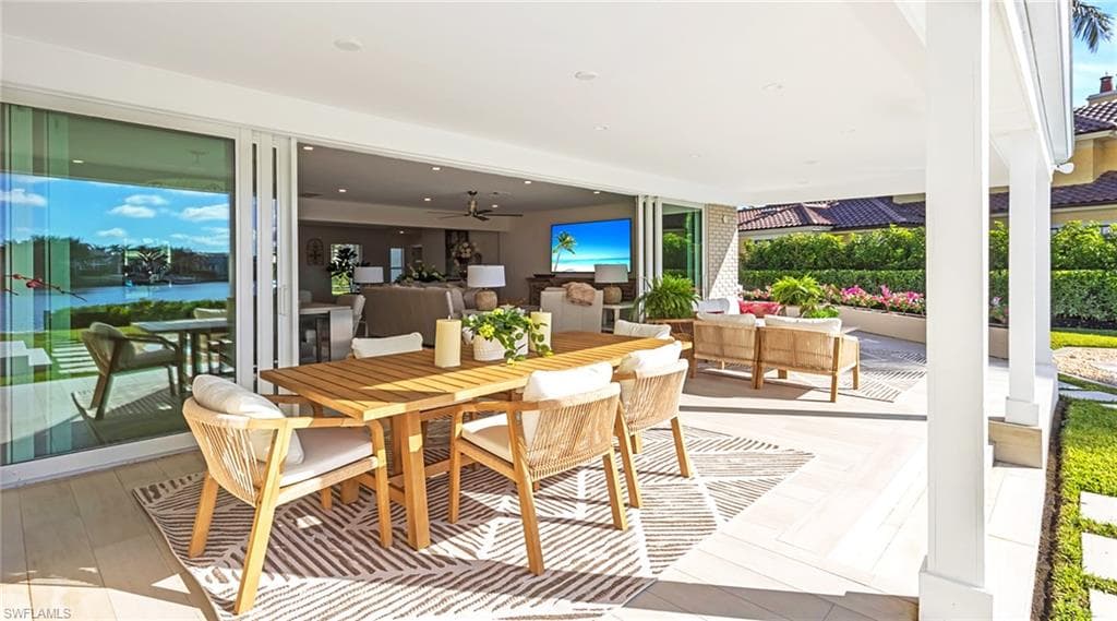 440 Kings Town DR-36