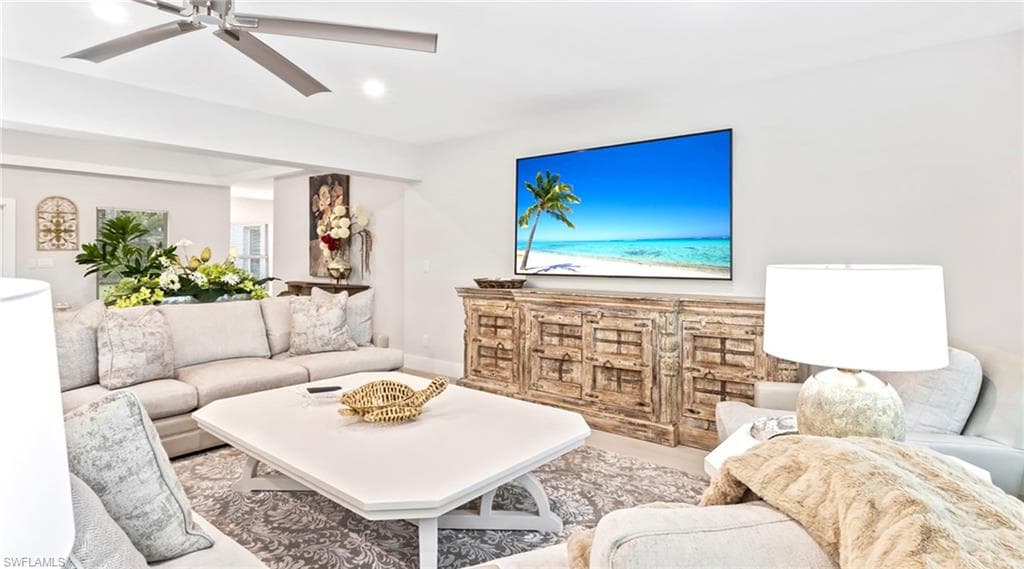 440 Kings Town DR-9