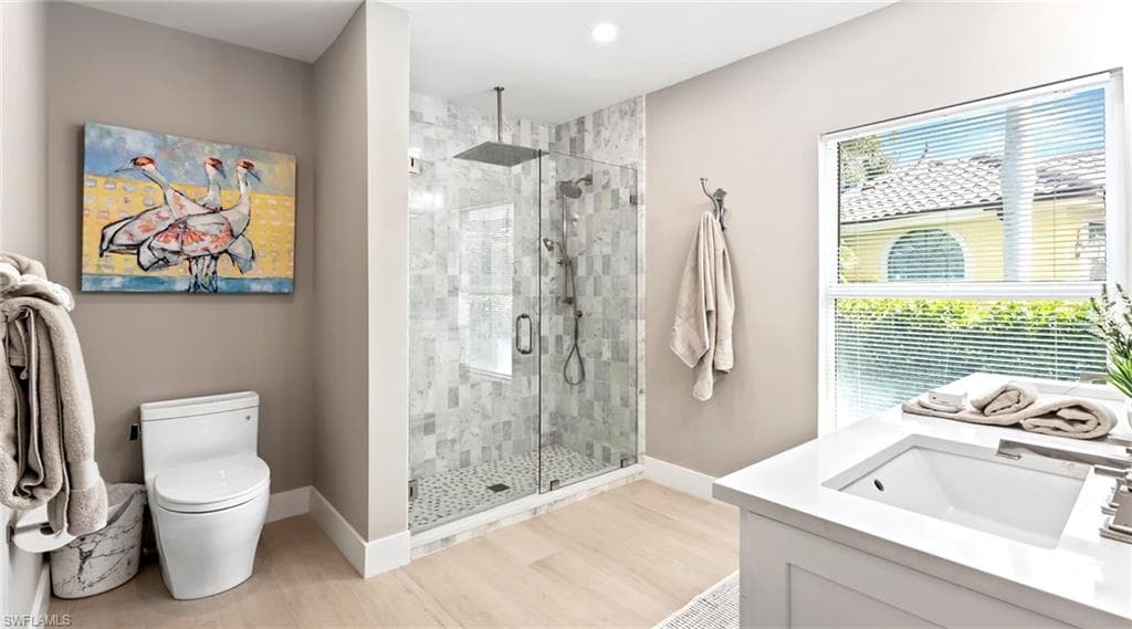 440 Kings Town DR-30