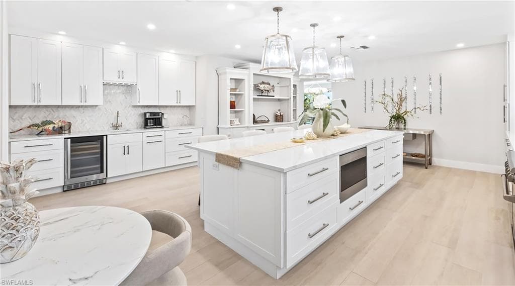 440 Kings Town DR-15