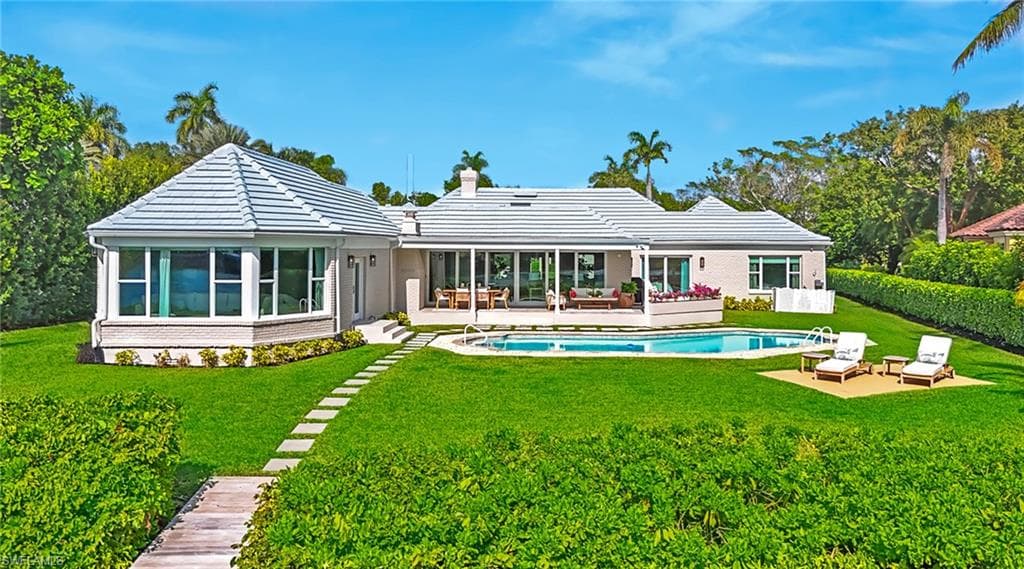 440 Kings Town DR-40