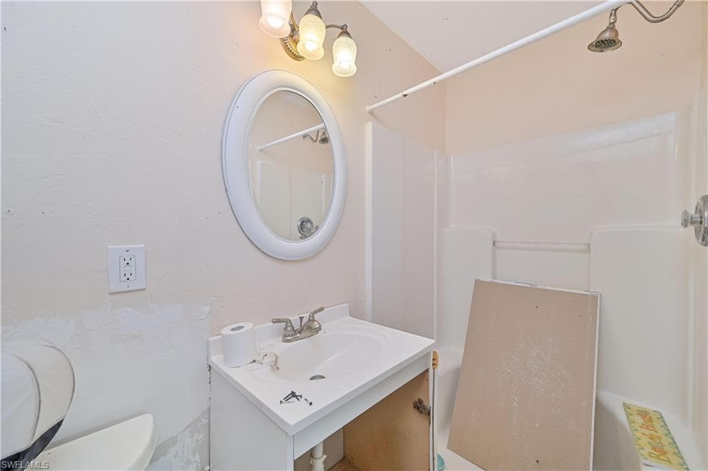 16427 Porto Bello ST-17