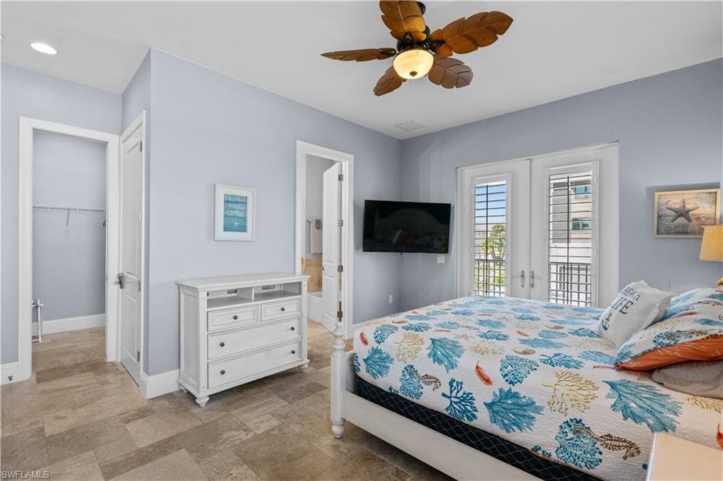 5335 Estero BLVD-24