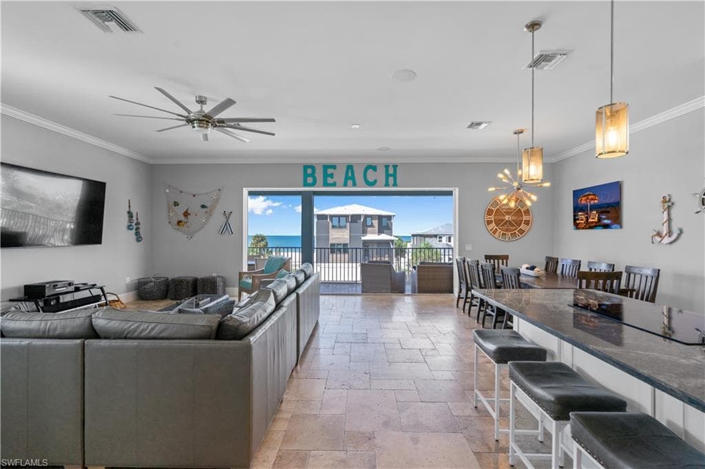 5335 Estero BLVD-10