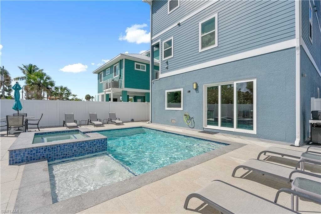 5335 Estero BLVD-41