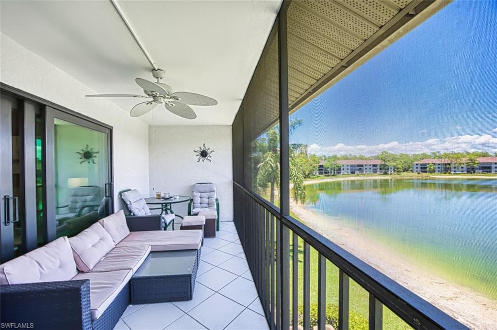 5708 Deauville CIR J305-15