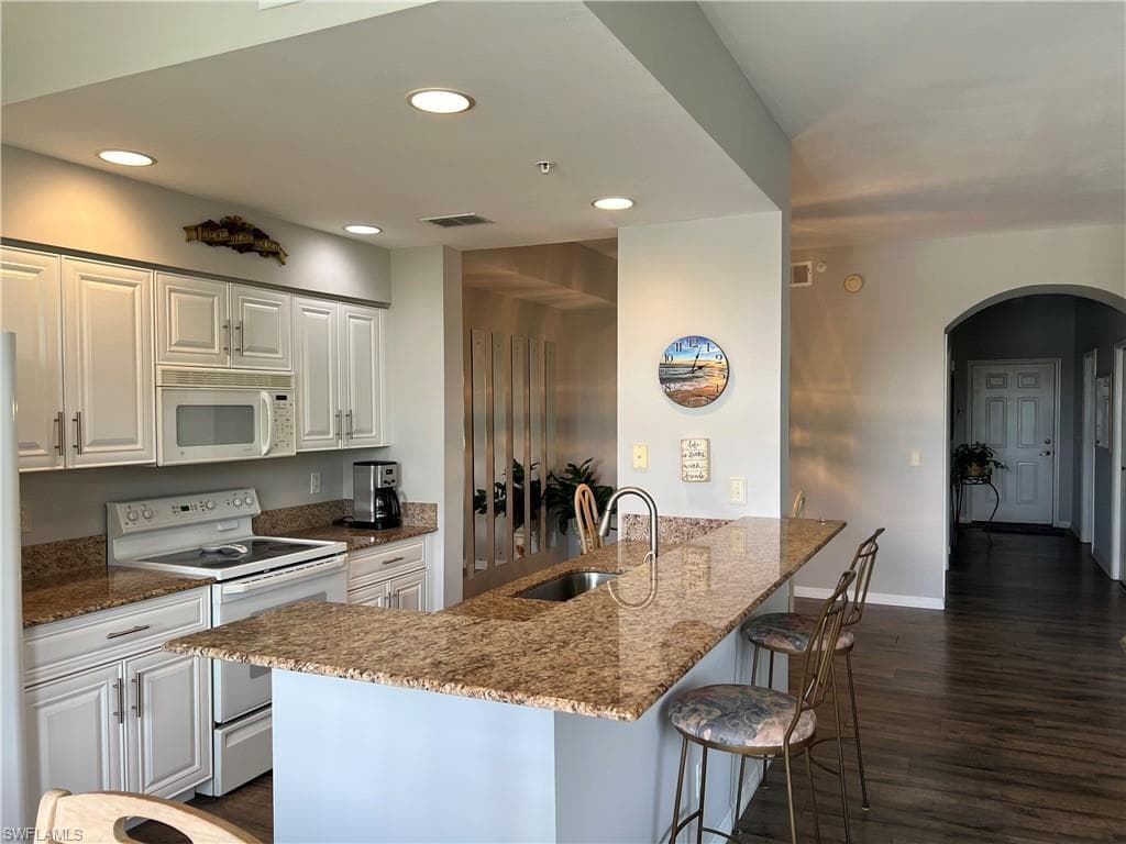 7525 Stoneybrook DR 932-2